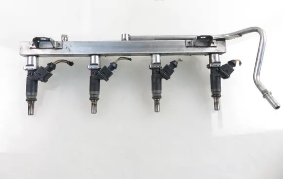 BMW 3 E90 E91 Fuel main line pipe 7526892 7530420