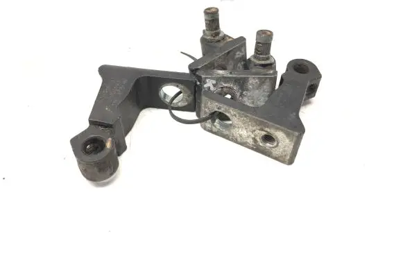 Audi A4 S4 B8 8K Rear door lower hinge 8K0831401B