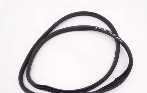Fiat Panda III Front door rubber seal 