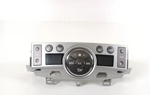 Toyota Verso Air conditioner control unit module 55900-0F081