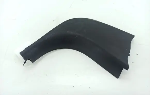 Foot area side trim