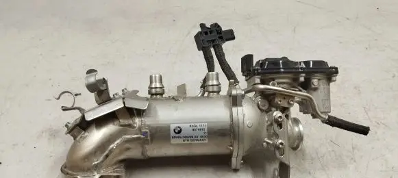 BMW 7 G11 G12 EGR valve cooler 8574815 8574820