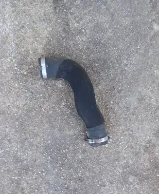 Intercooler hose/pipe