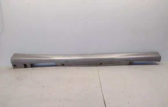 Nissan Almera Tino Sill 76852BUXXX