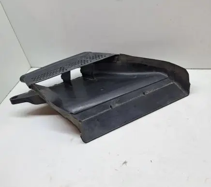 Audi A4 S4 B8 8K Air intake duct part 8K0129618A 8K0129618