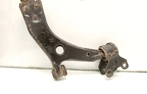 Front lower control arm/wishbone