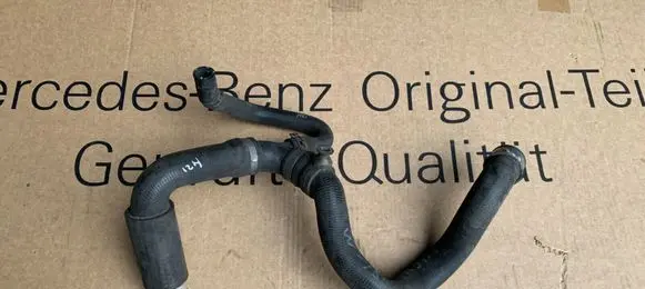 Mercedes-Benz C W203 Engine coolant pipe/hose A2038323994
