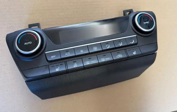 Hyundai Tucson TL Other switches/knobs/shifts 97250D7FH0