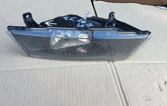 Skoda Octavia Mk3 (5E) Front fog light 5E0941690B