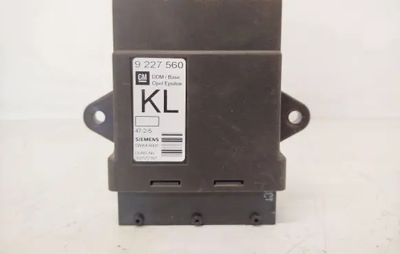 Opel Vectra C Door control unit/module 9227560 360572197 5WK46001