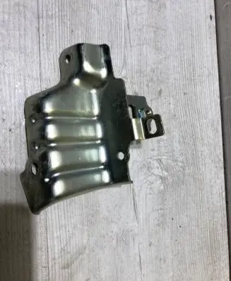 Toyota Yaris Engine mounting bracket