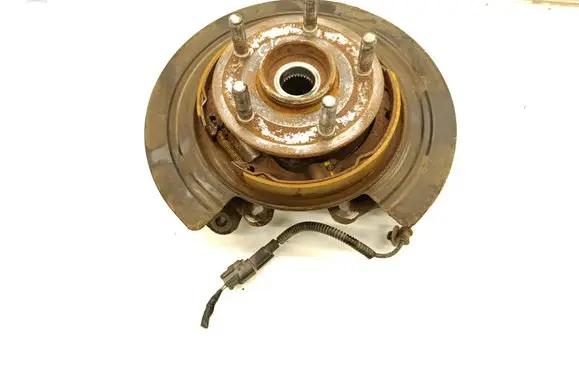 Jeep Grand Cherokee Rear wheel hub