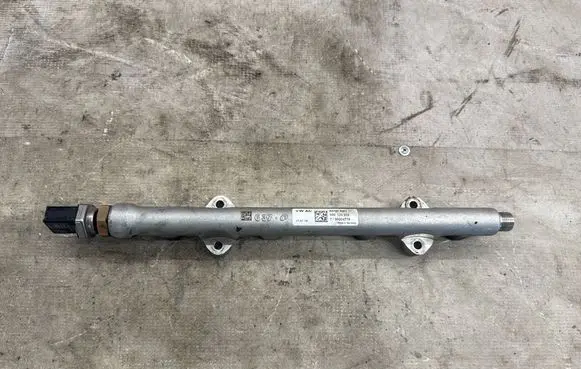 Audi A3 S3 8V Fuel main line pipe 05E133320 04C906054C 05F133320