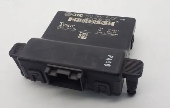 Volkswagen Caddy Gateway control module 1K0907530E 1K0907951