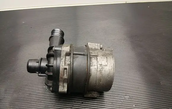 Volvo V60 Electric auxiliary coolant/water pump 31293979