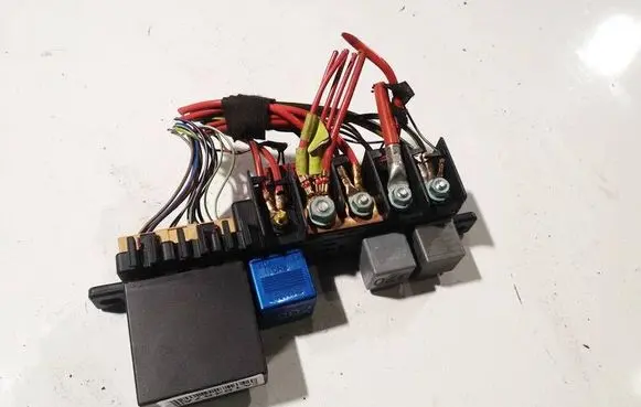 Audi A6 S6 C5 4B Fuse box set 