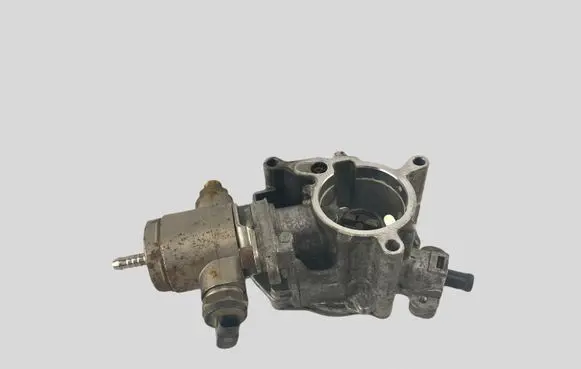 Audi A5 Sportback 8TA Vacuum pump 06J145100C