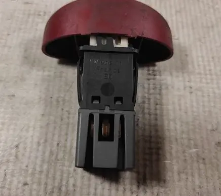 Hazard light switch