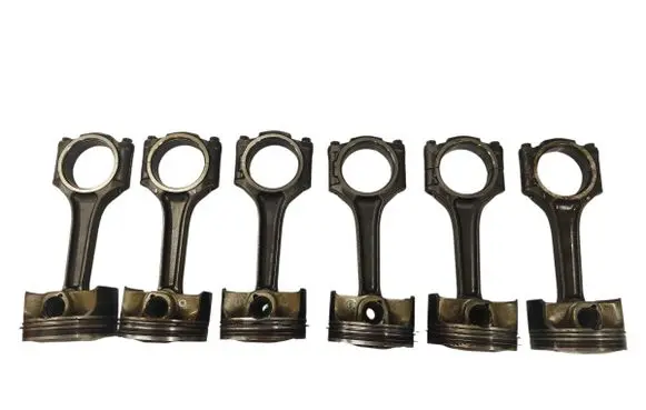 Maserati Ghibli Piston with connecting rod 326368Y