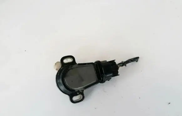 Toyota Avensis Verso Accelerator throttle pedal