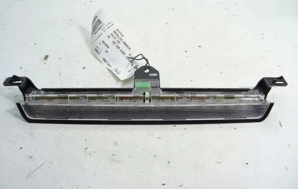 Volvo XC70 Third/center stoplight PLM0766367