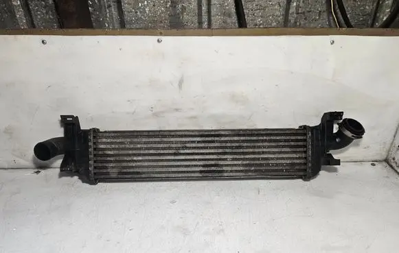 Volvo V50 Intercooler radiator 4N5H9L440VE