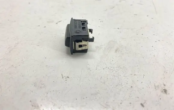 BMW X3 F25 Steering wheel heating switch 9201736 61319201736