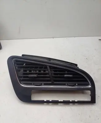 Peugeot 5008 Dash center air vent grill 9686528077 63191070