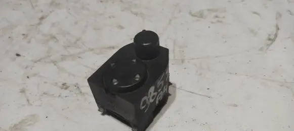 Wing mirror switch
