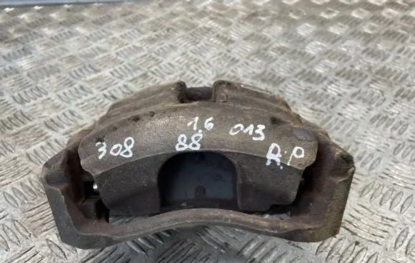 Front brake caliper