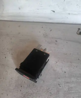 Volkswagen Golf IV Hazard light switch 0281011224