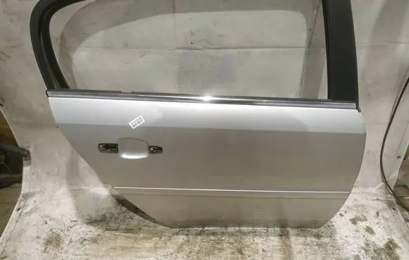 Opel Signum Rear door PILKOS