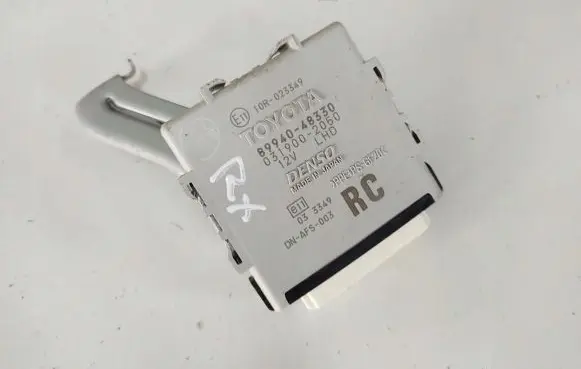 Lexus RX 450H Wing mirror control module 8994048330