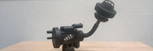 Mercedes-Benz C W203 Turbo solenoid valve A0005450427