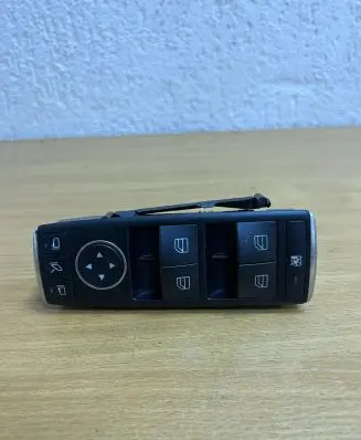 Mercedes-Benz CLS C218 X218 Other switches/knobs/shifts A2129056100 D6719