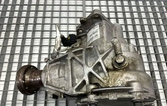 Land Rover Range Rover Evoque L551 Gearbox transfer box case K8D27L486AD