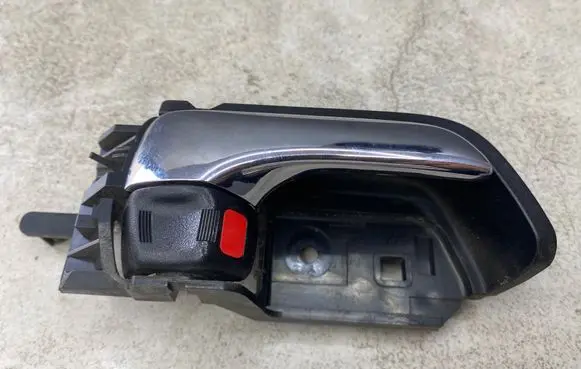 Toyota Prius (XW20) Front door interior handle 6927347010 6920547020
