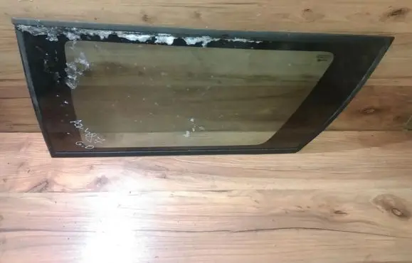 Opel Astra F Rear side window