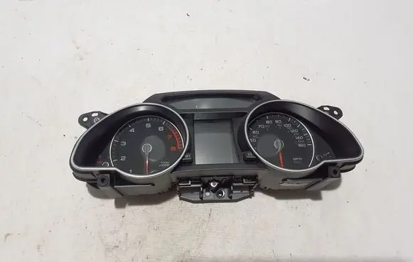 Audi A5 8T 8F Speedometer (instrument cluster) 8T0920982D