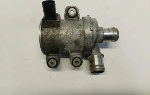 Ford Kuga III Water pump LX6E-8501-AA