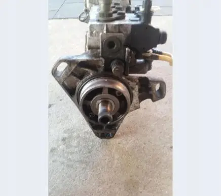 Mercedes-Benz E W123 Power steering pump 1264601580