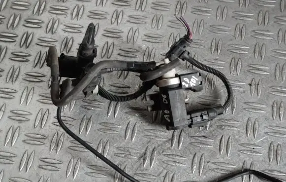Audi A6 S6 C6 4F Turbo solenoid valve 8E0906627C 06T291 72290313
