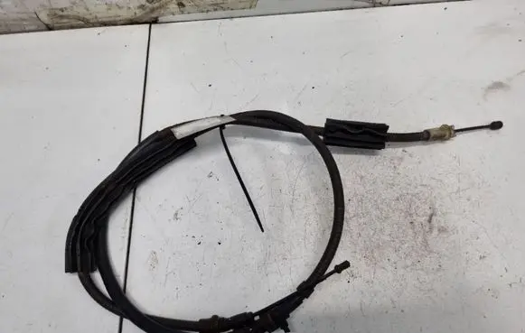 Handbrake/parking brake wiring cable