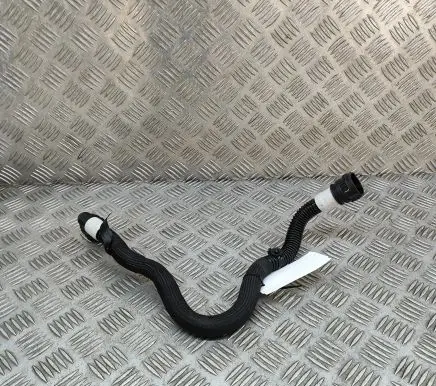 Tesla Model Y Engine coolant pipe/hose 107759400E