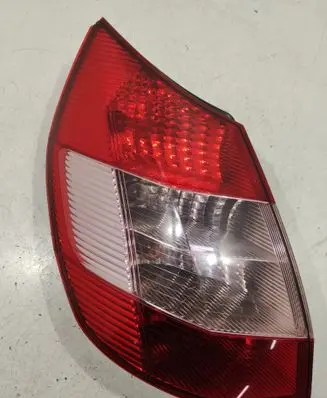 Renault Scenic II - Grand scenic II Rear/tail lights 8200127704