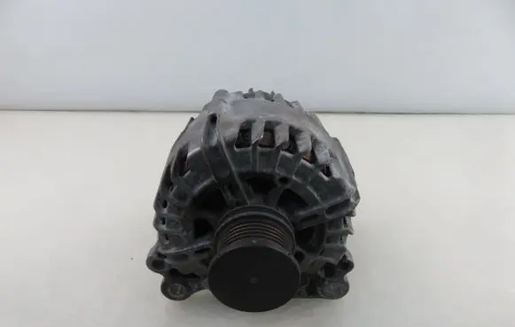 Audi A4 S4 B8 8K Generator/alternator 03G903016G