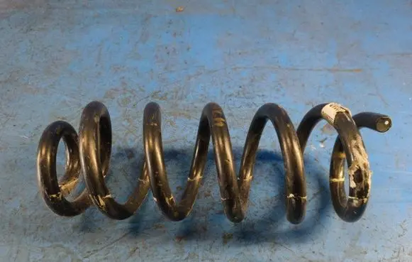 Jeep Grand Cherokee Rear coil spring 68029866AD