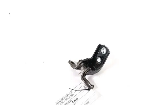 Honda CR-V Rear door lower hinge 67920-SWW-E01ZZ