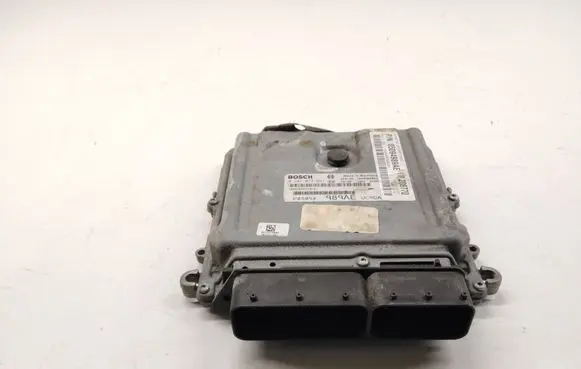 Dodge Nitro Engine control unit/module 0281013651