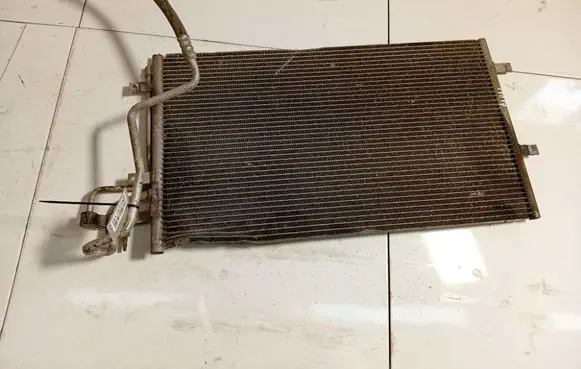 Ford Focus A/C cooling radiator (condenser) 